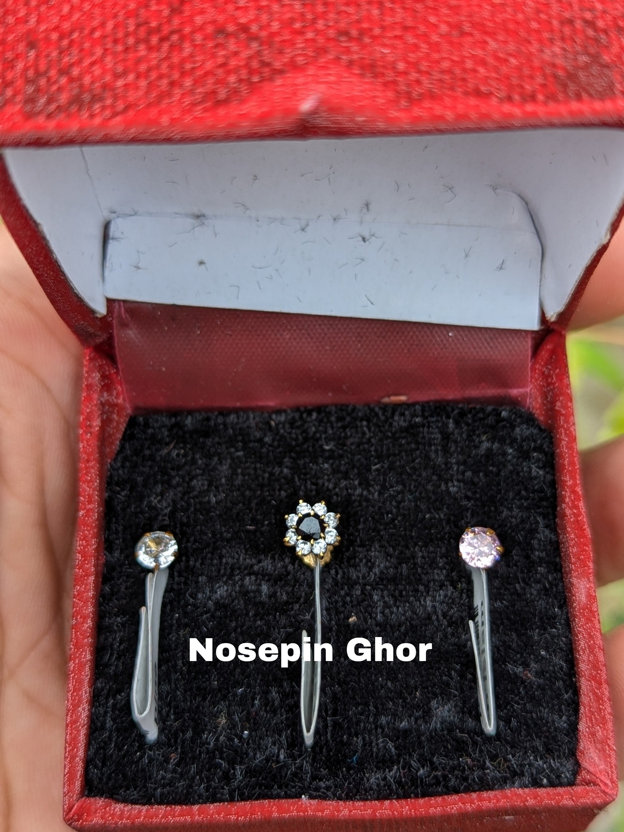 Black 9 Stone Diamond Curt Nosepin + Free 2pcs