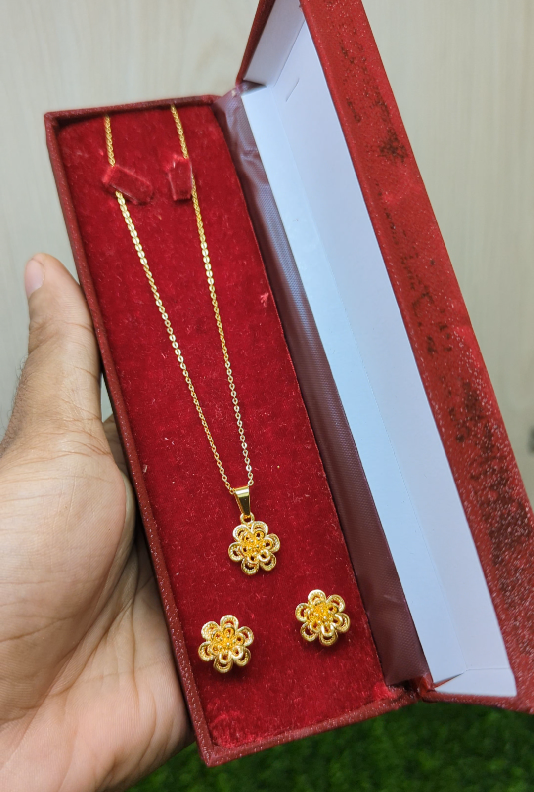 Gold Plate Rose Necklace + Earrings (R1)