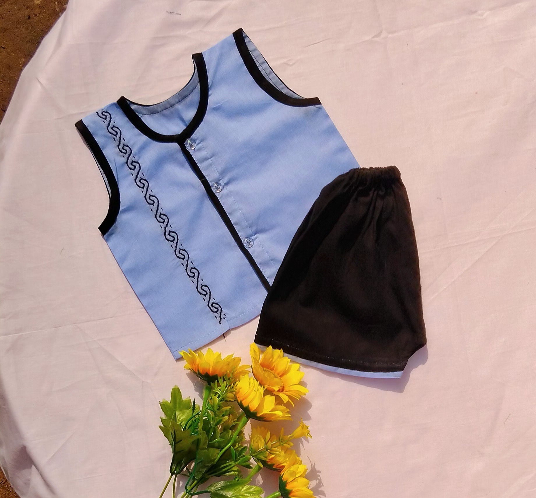 Sleeveless Nima and Pant set for new born to five years boy, girl or unisex type_img_0