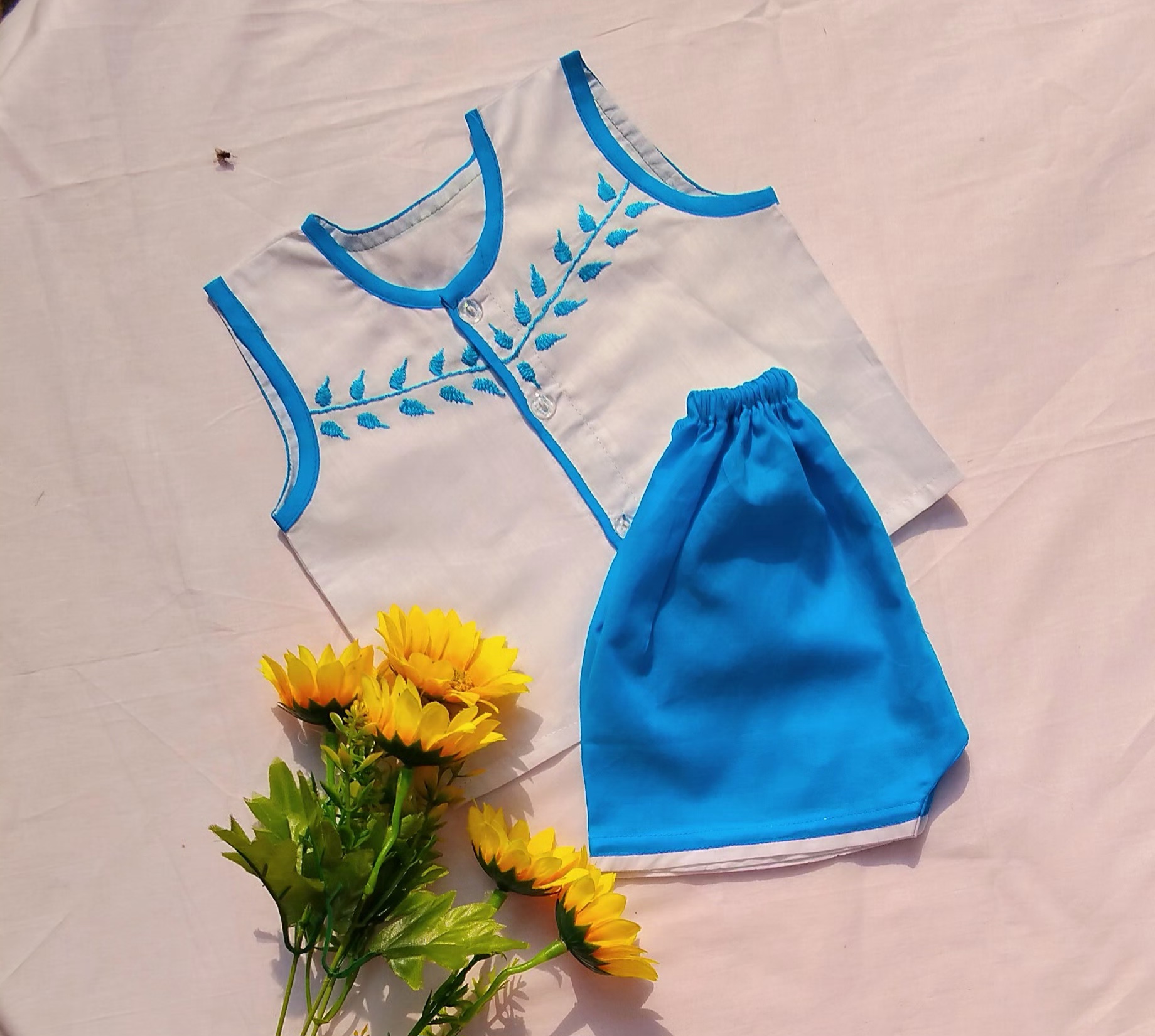 Sleeveless Nima and Pant set for new born to five years boy, girl or unisex type_img_0