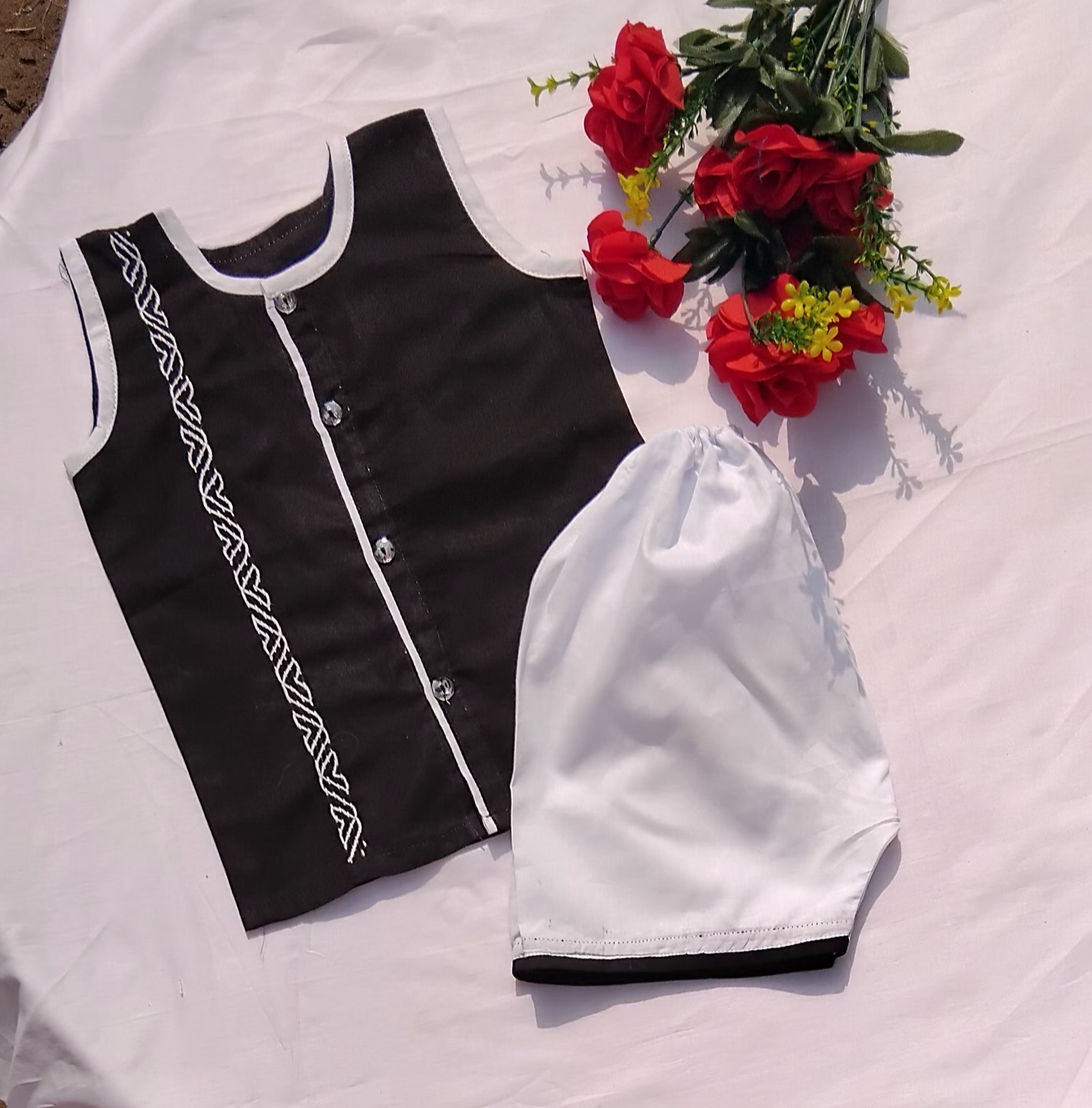 Sleeveless Nima and Pant set for new born to five years boy, girl or unisex type_img_0