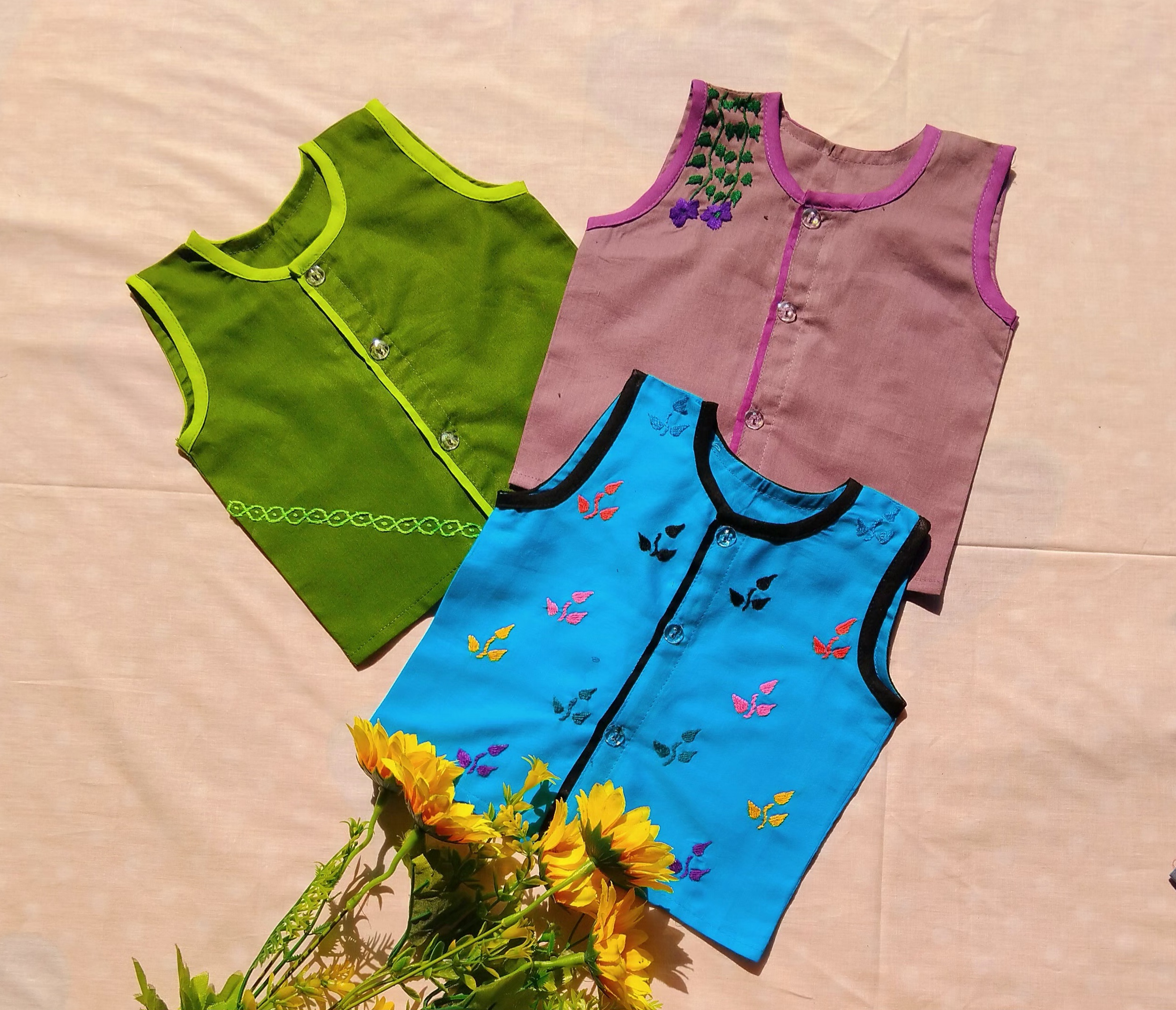 Sleeveless Nima (3 pcs multi-color) for new born boy, girl or unisex type Combo_img_0