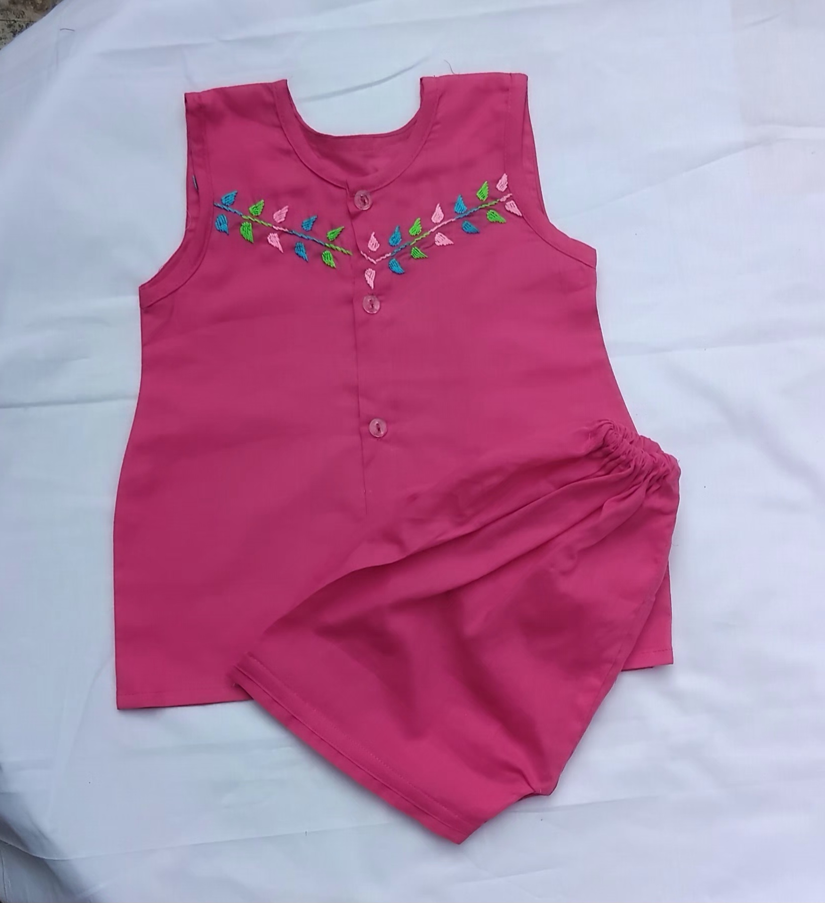 Sleeveless Nima and Pant set for new born to five years boy, girl or unisex type_img_0