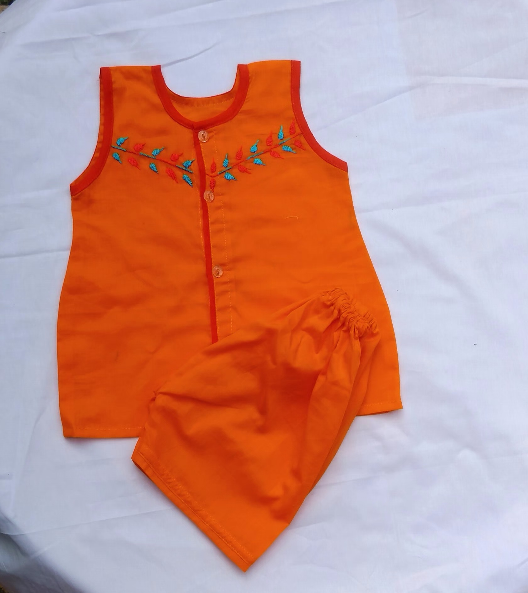 Sleeveless Nima and Pant set for new born to five years boy, girl or unisex type_img_0