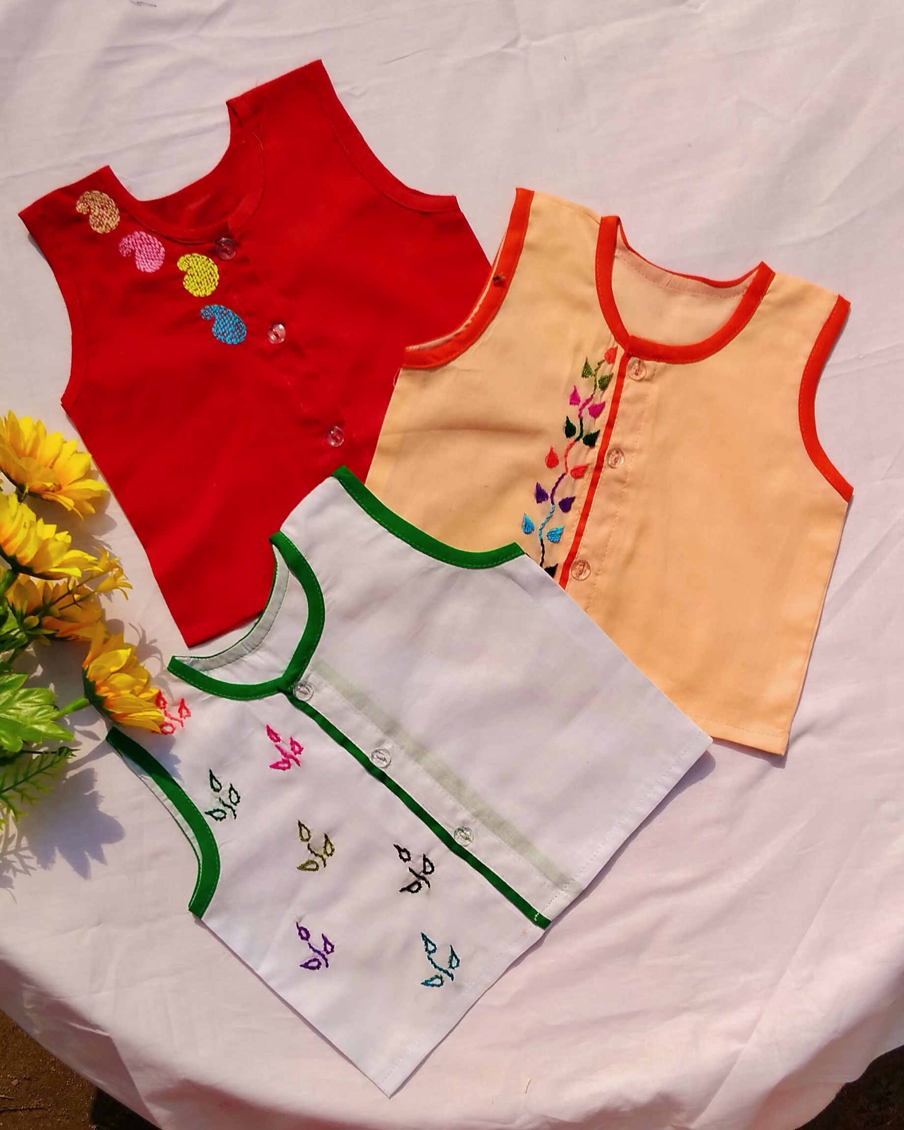 Sleeveless Nima (3 pcs multi-color) for new born boy, girl or unisex type Combo