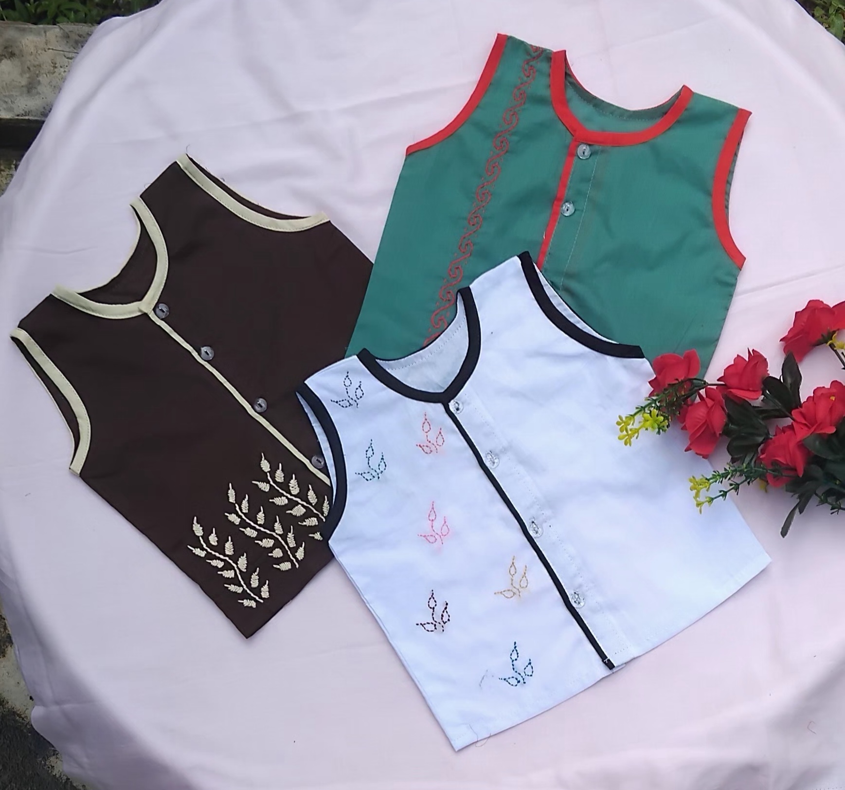 Sleeveless Nima (3 pcs multi-color) for new born boy, girl or unisex type Combo