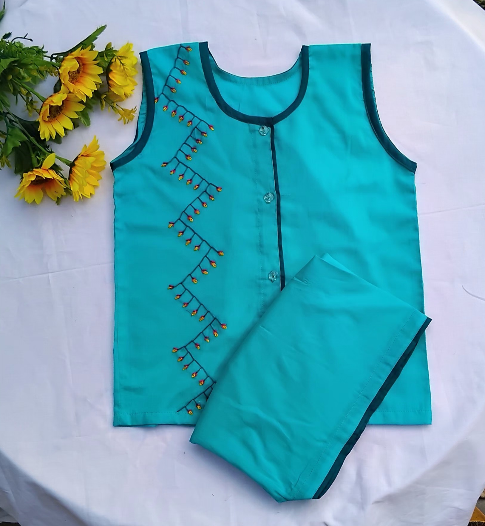 Sleeveless Nima and Pant set for new born to five years boy, girl or unisex type_img_0