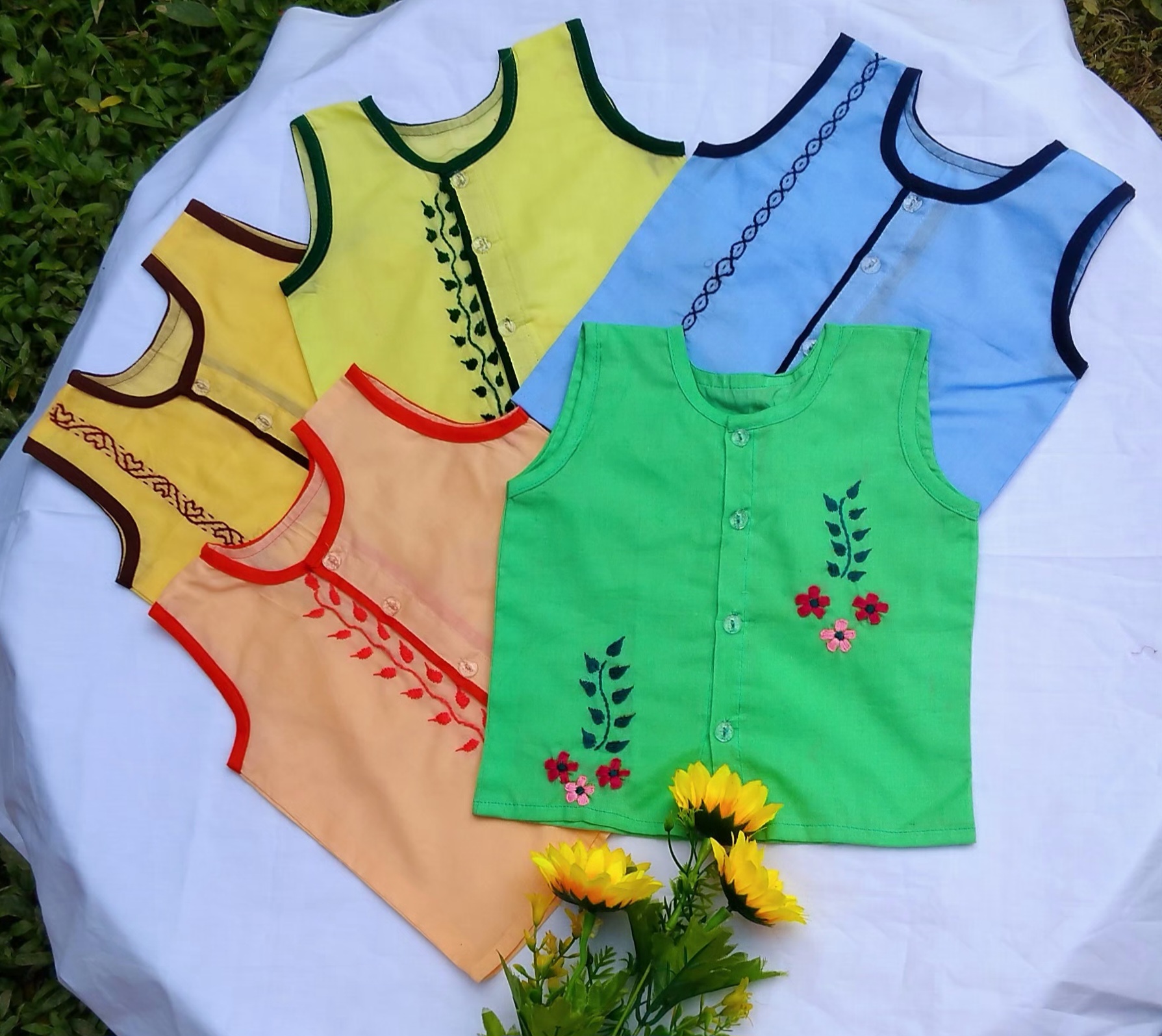 Sleeveless Nima (5 pcs multi-color) for new born boy, girl or unisex type Combo_img_0
