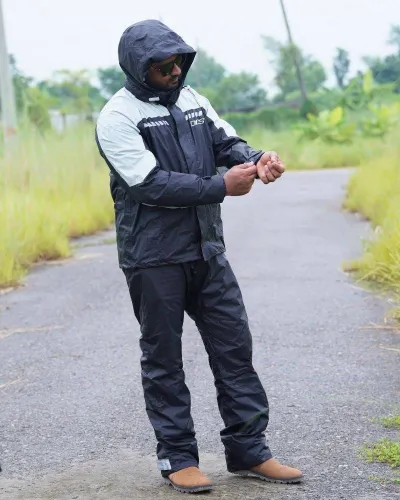 DCS Raincoat_img_1