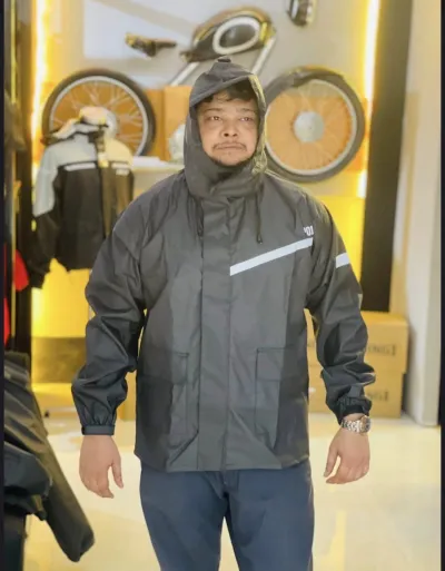 Pole Raincoat_img_0