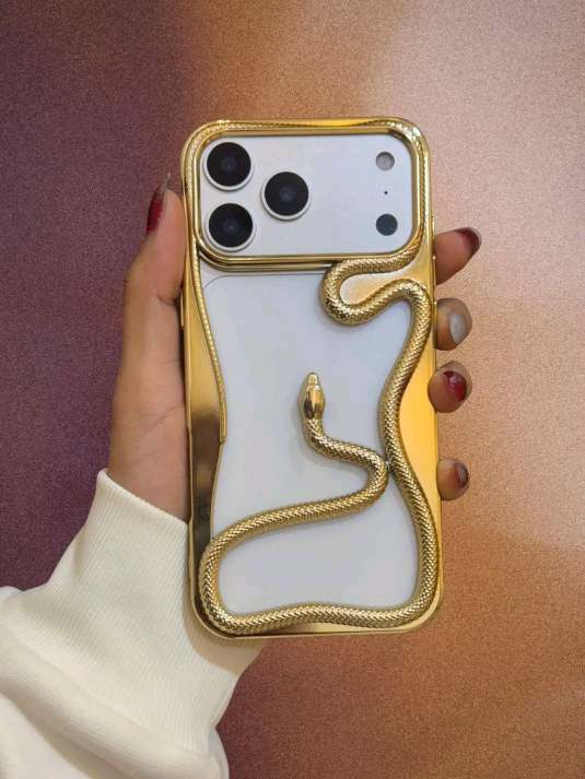Luxury Gold 3D Snake Embossed iPhone Soft Case with Electroplated Glossy Finish_img_4