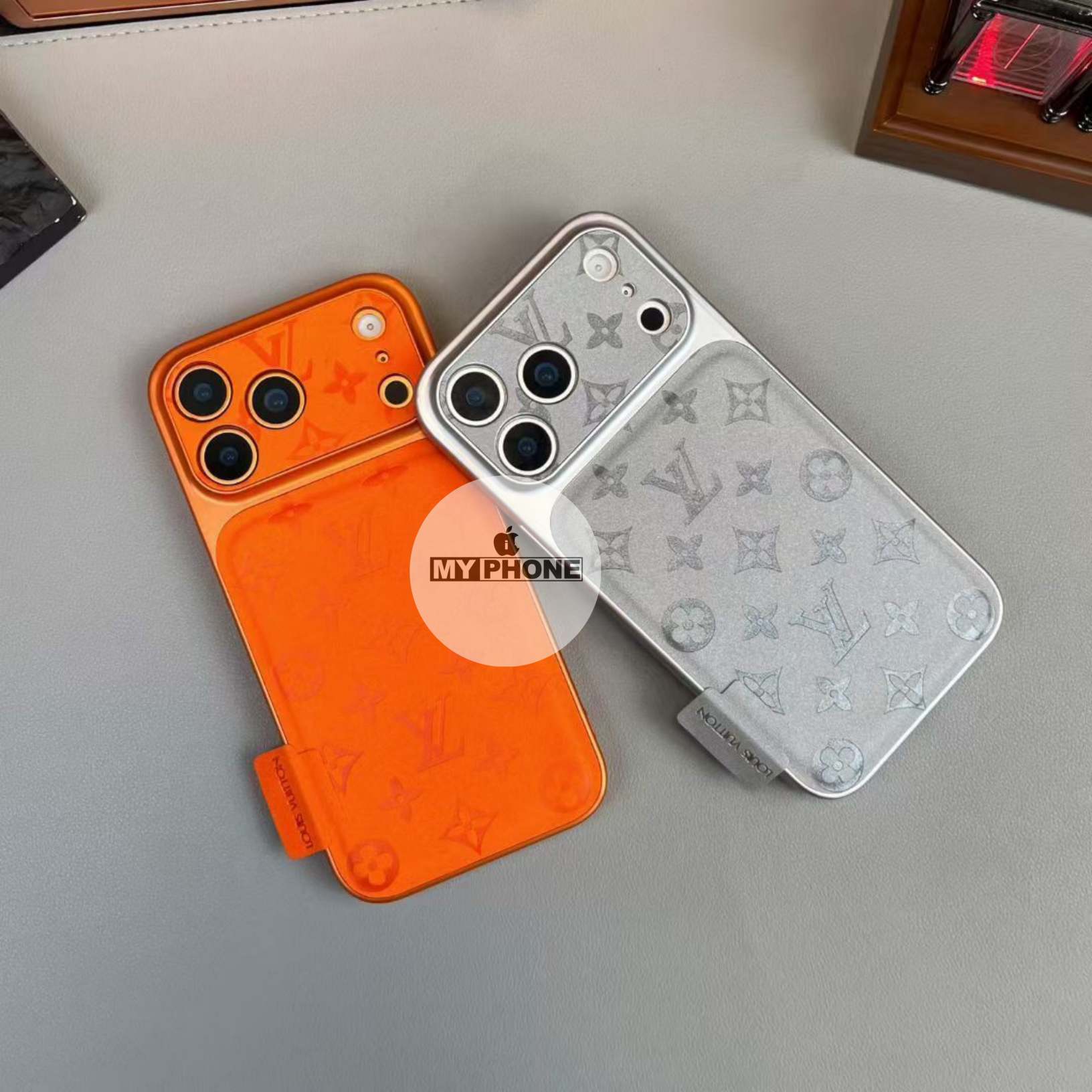 Luxury Edition: Premium Elegant Black Trendy Louis Vuitton Pattern Glitter Leather iPhone Case_img_4