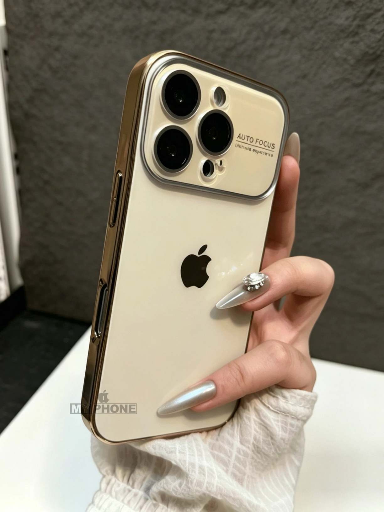 17 Concepts Premium Auto Focus Case - Ultimate Protection & Style ✨_img_2