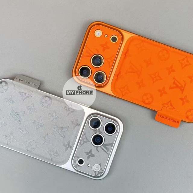 Luxury Edition: Premium Elegant Black Trendy Louis Vuitton Pattern Glitter Leather iPhone Case_img_5