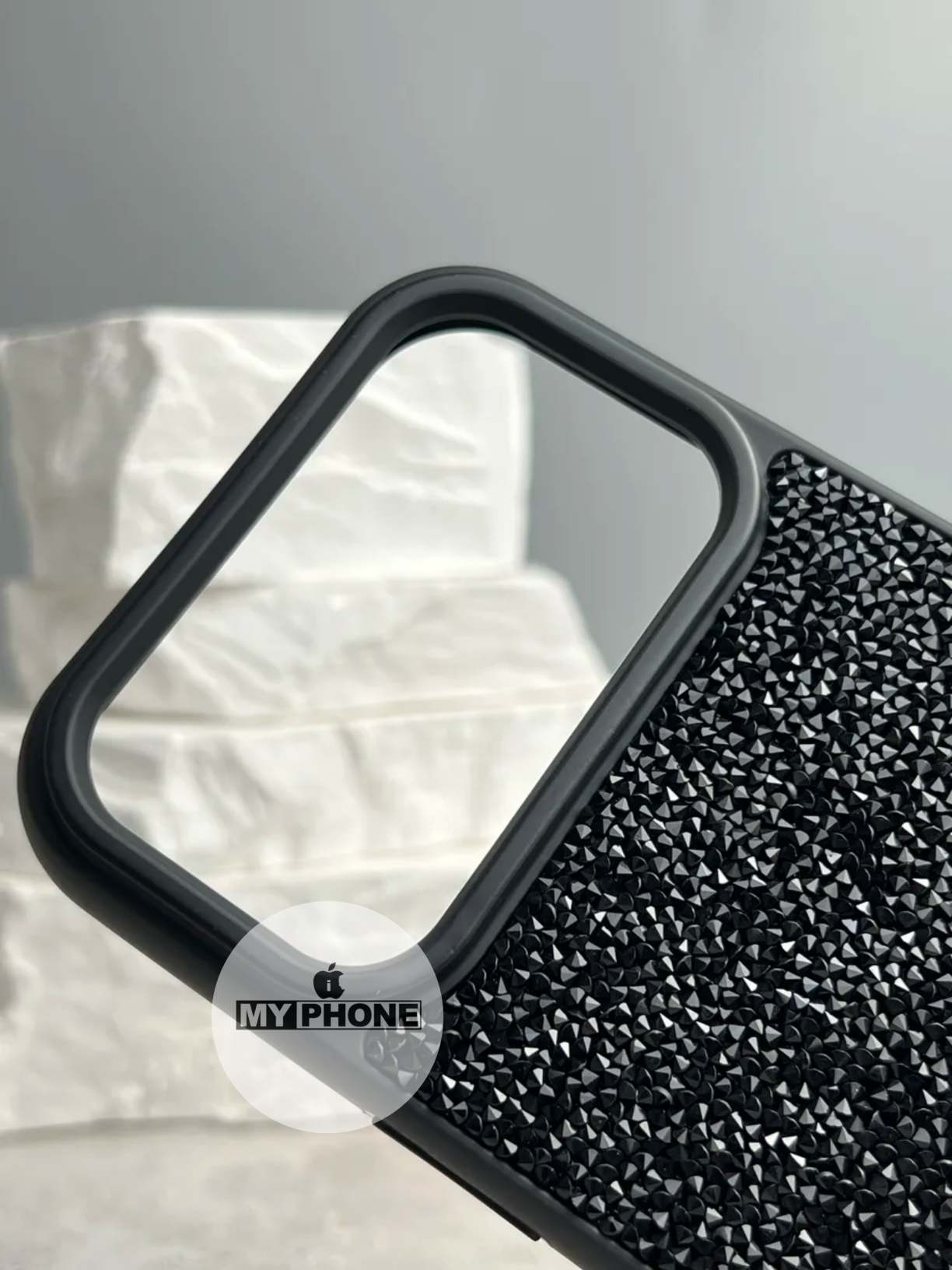 Shine in Style: Luxury Diamond Sparkle Black iPhone Cover_img_2