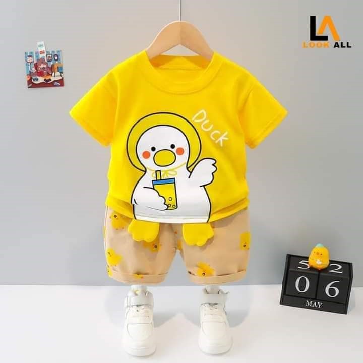 Exclusive Baby printed Tee and pant set