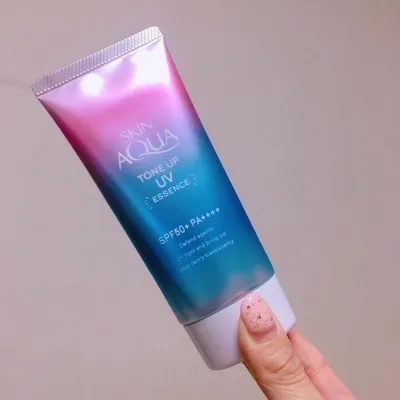 Skin Aqua Tone Up UV Essence_img_3
