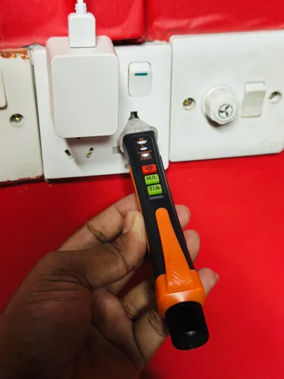 Non-Contact Voltage Tester 12-1000V Digital Voltage Tester (Mestek AC40)_img_5