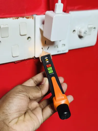 Non-Contact Voltage Tester 12-1000V Digital Voltage Tester (Mestek AC40)_img_8
