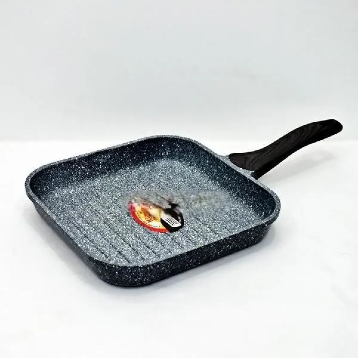 Kiam Die-Casting 26cm Grillpan   Kiam Die-Casting 26cm Grillpan With Glass Lid