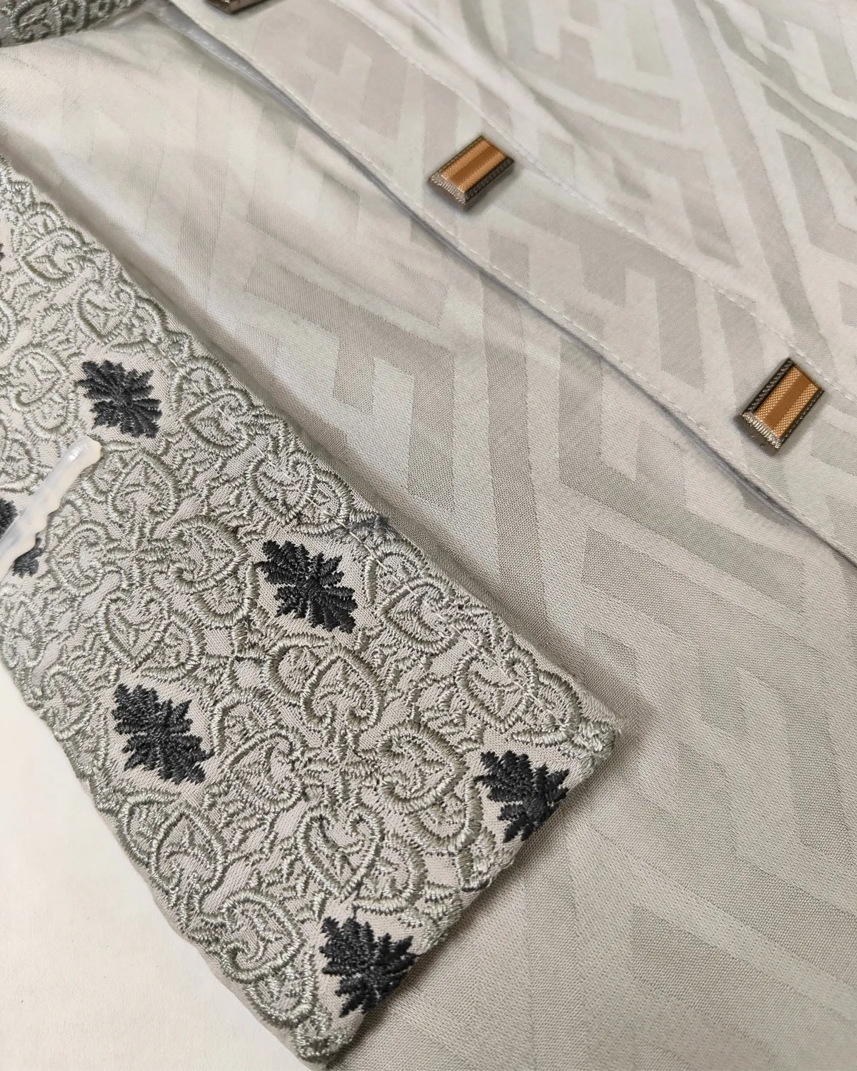 Luxury Geometric Jacquard Panjabi with Bronze Bar Accents - Image 4