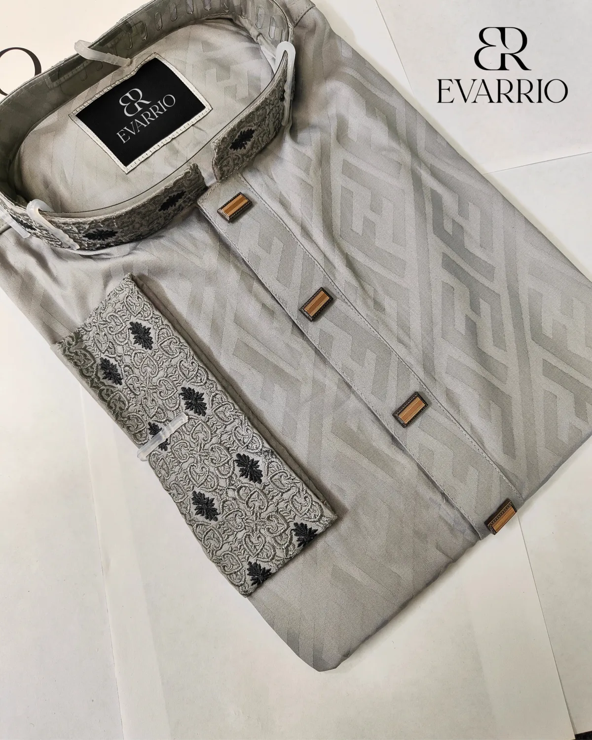 Luxury Geometric Jacquard Panjabi with Bronze Bar Accents - Image 2