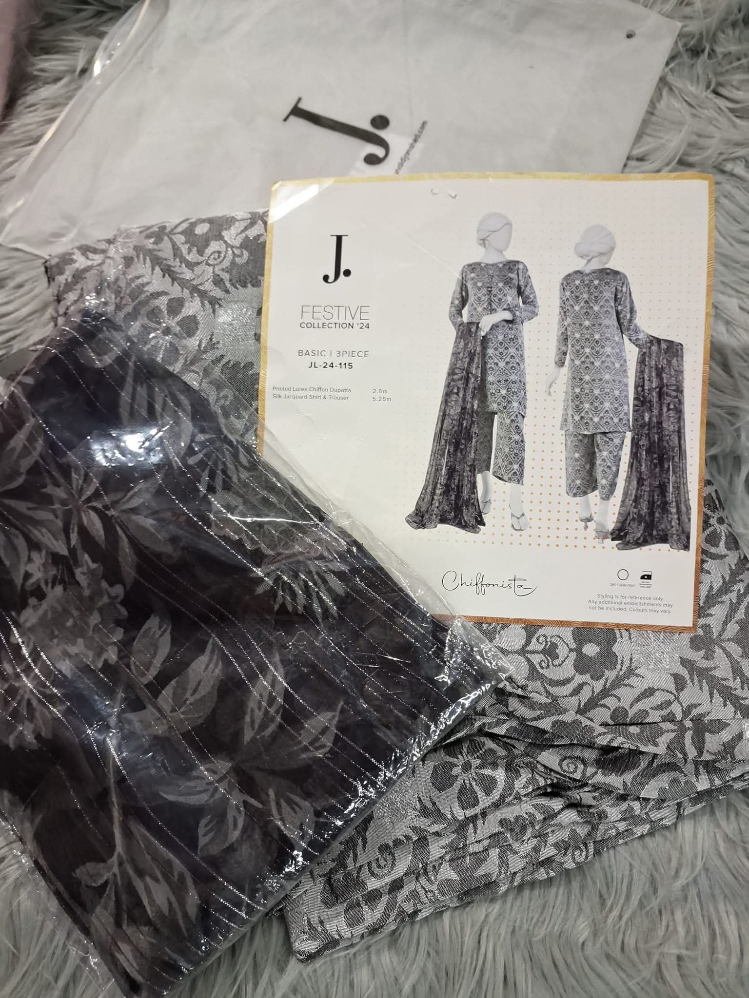 GREY VISCOSE 3PC UNSTITCHED J. Premium collection - Image 2