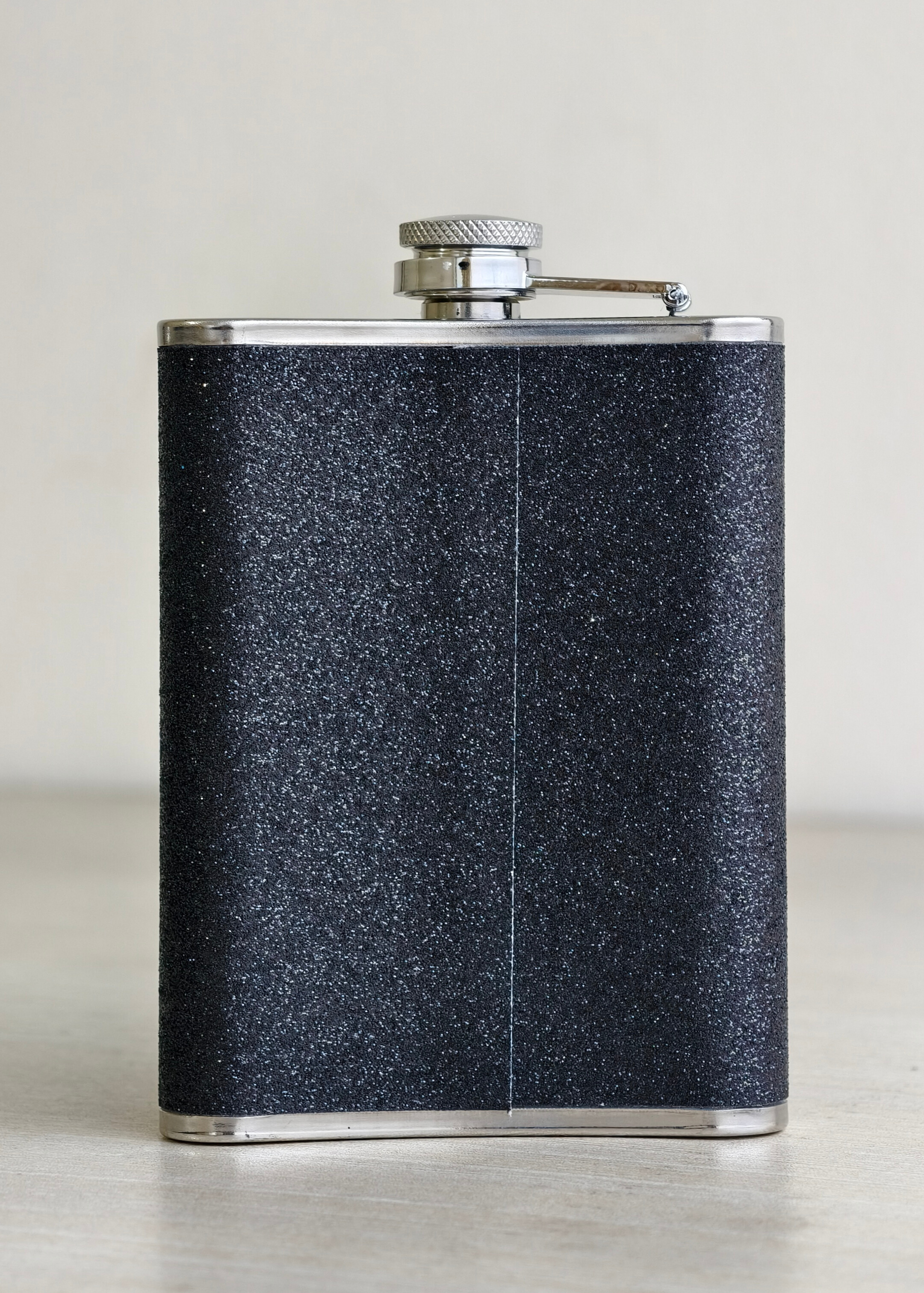 BLACK GRITEL HIP FLASK image 2