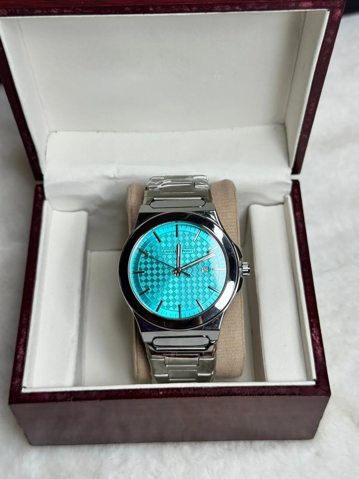 Universe Point Premium Silver Watch – Elegant & Classy Look!