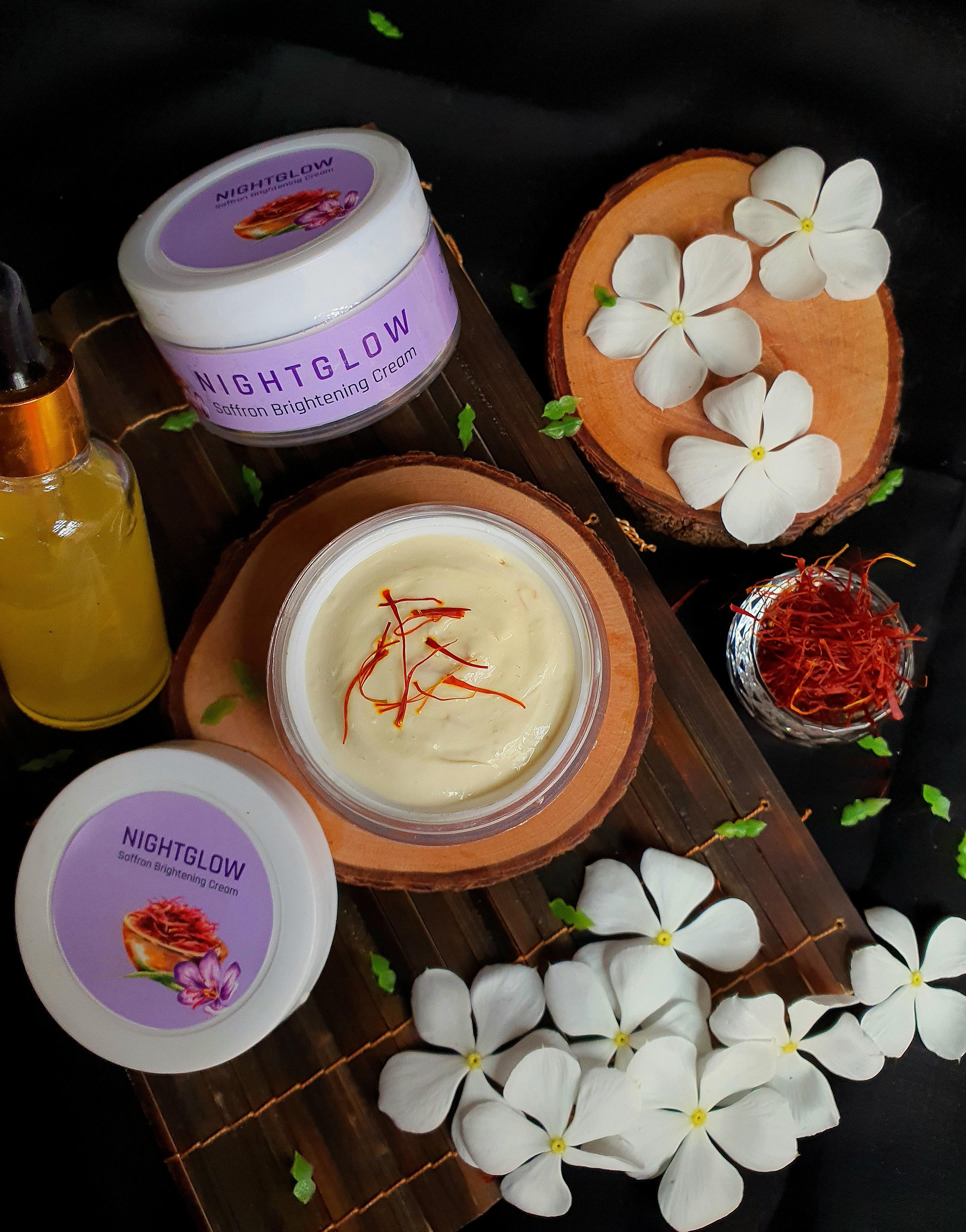 Nightglow saffron brightening cream