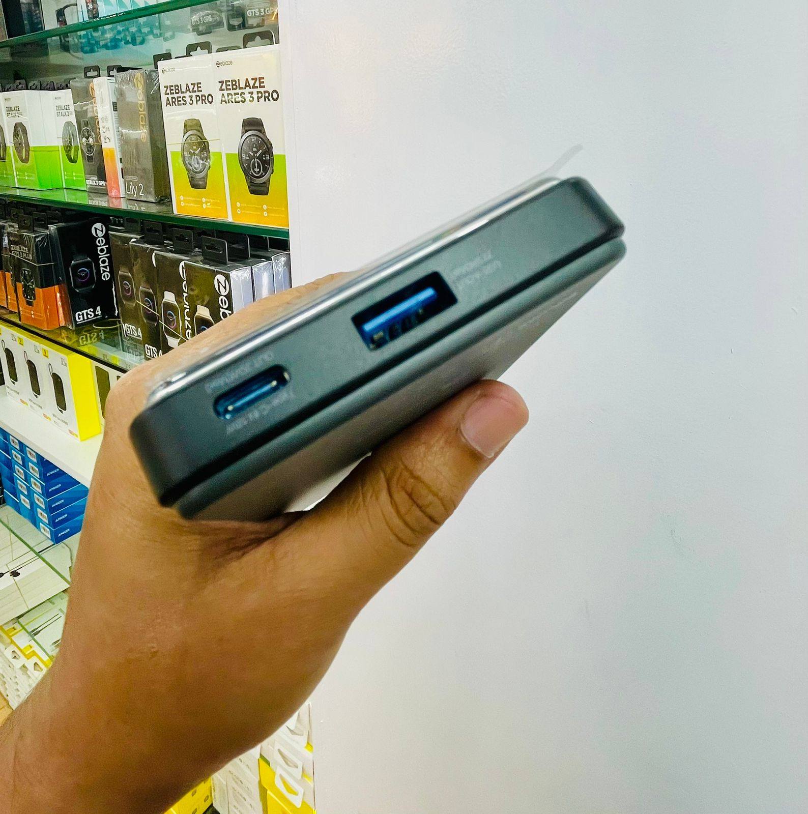 10000mAH 22.5W Output Small & Super Slim Fast Charging Powerbank_img_1