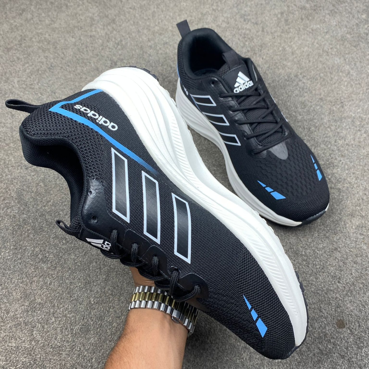 ADIDAS BOOST (NIGHT BLACK
