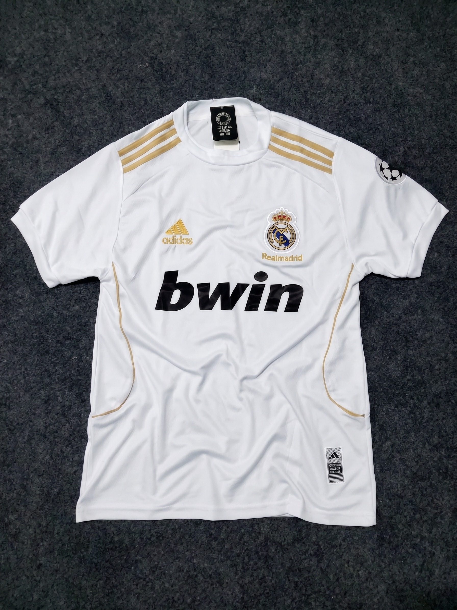 রিয়াল মাদ্রিদ রেট্রো জার্সি 🔥
