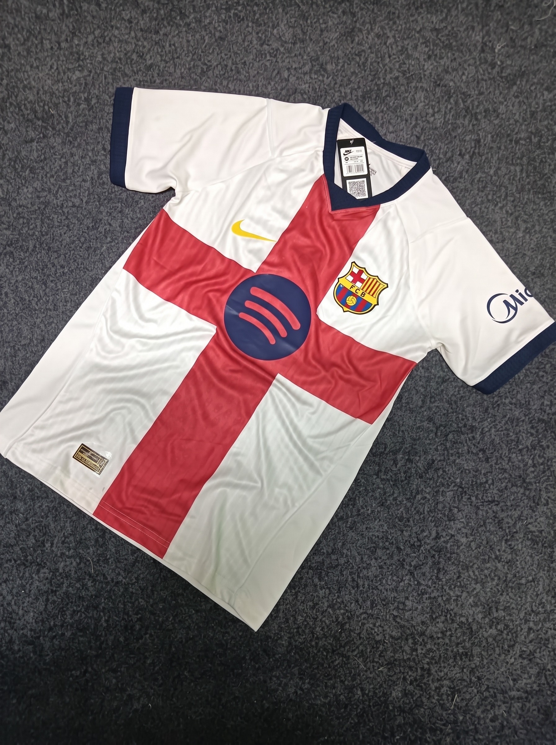 Barca 4th Kit Master Copy