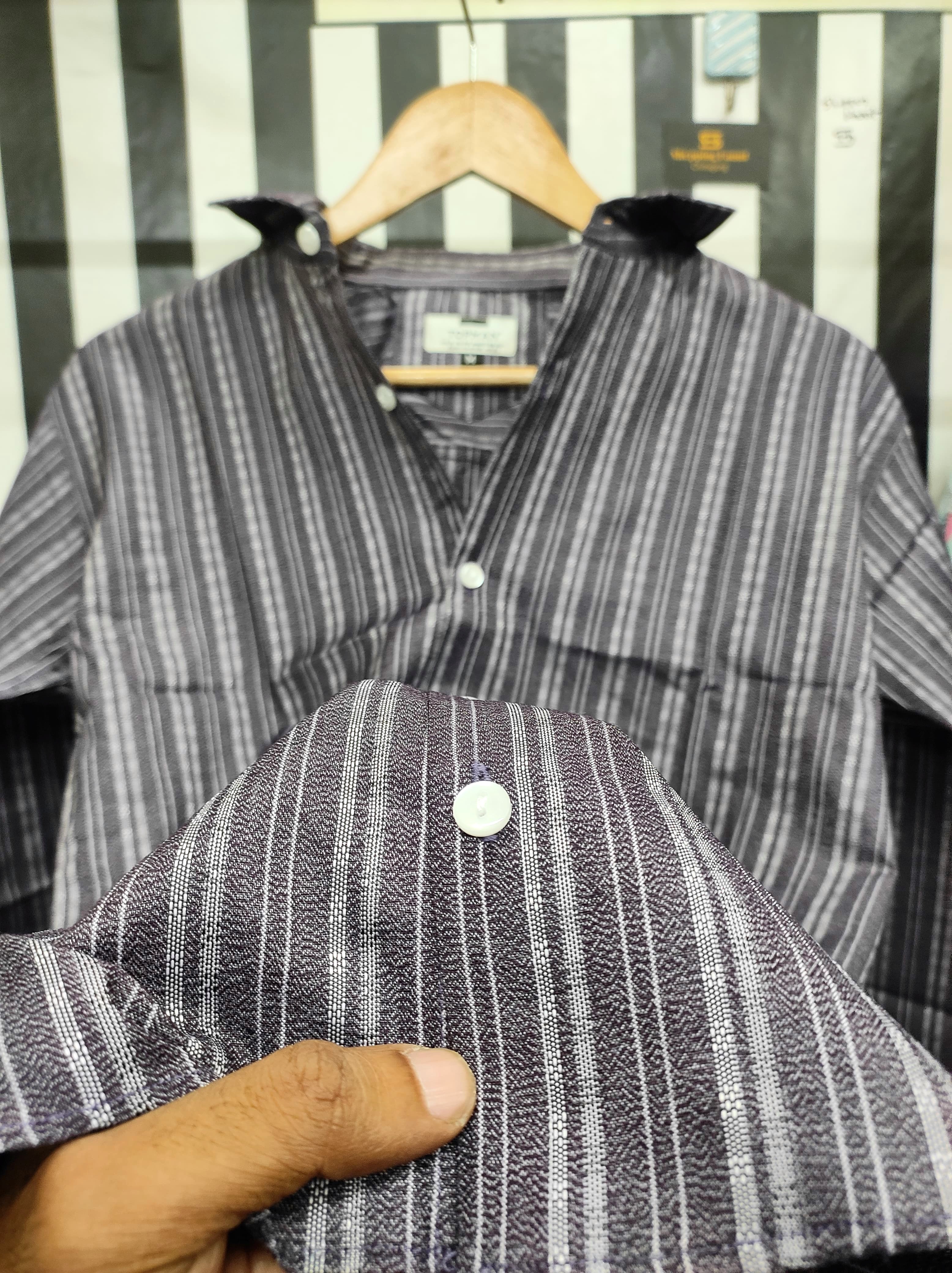 Trendy strip print shirt for summer_img_1