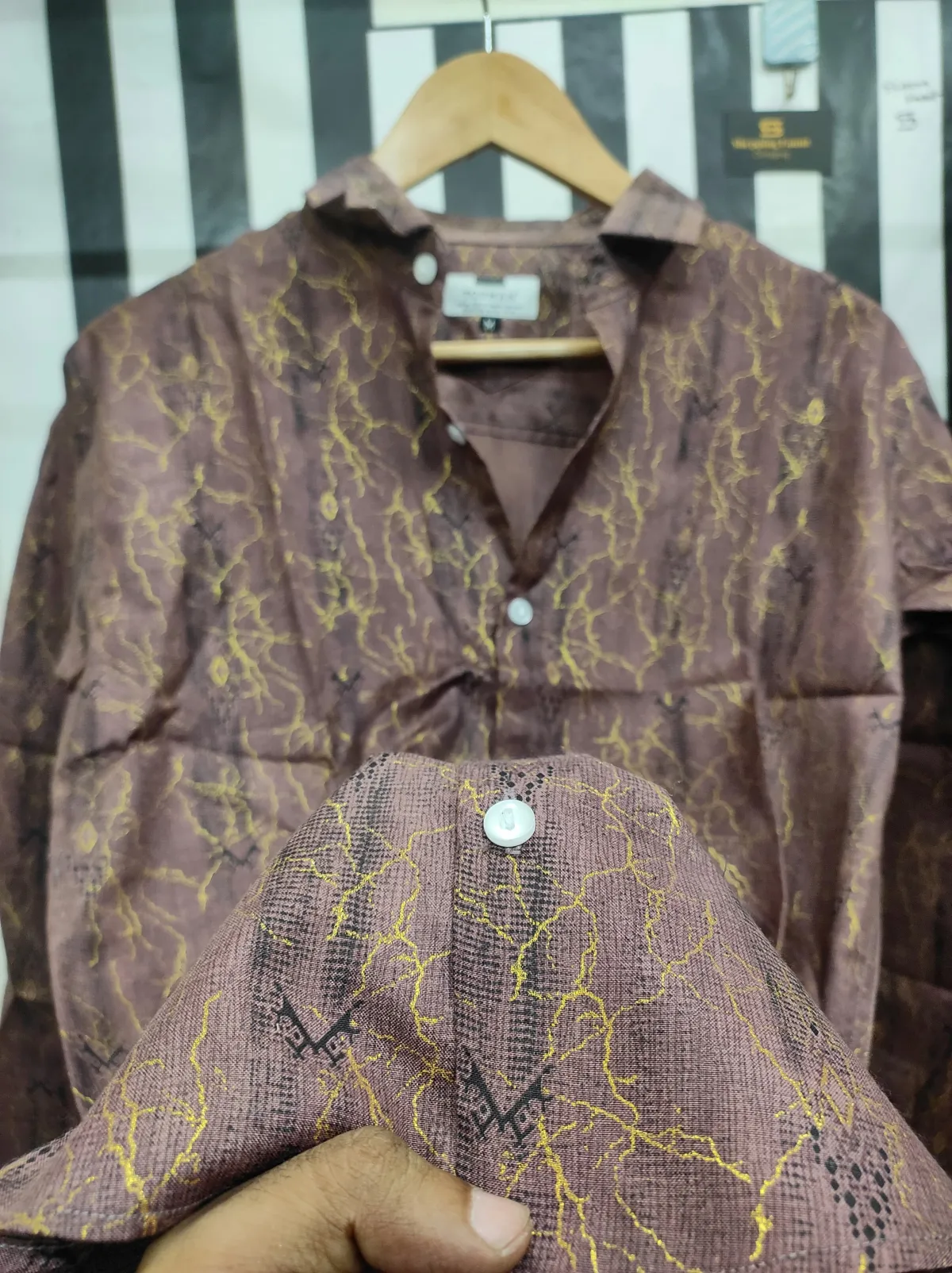 Trendy print shirt for summer
