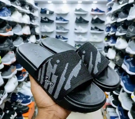 Premium sport slipper only 40-41 size