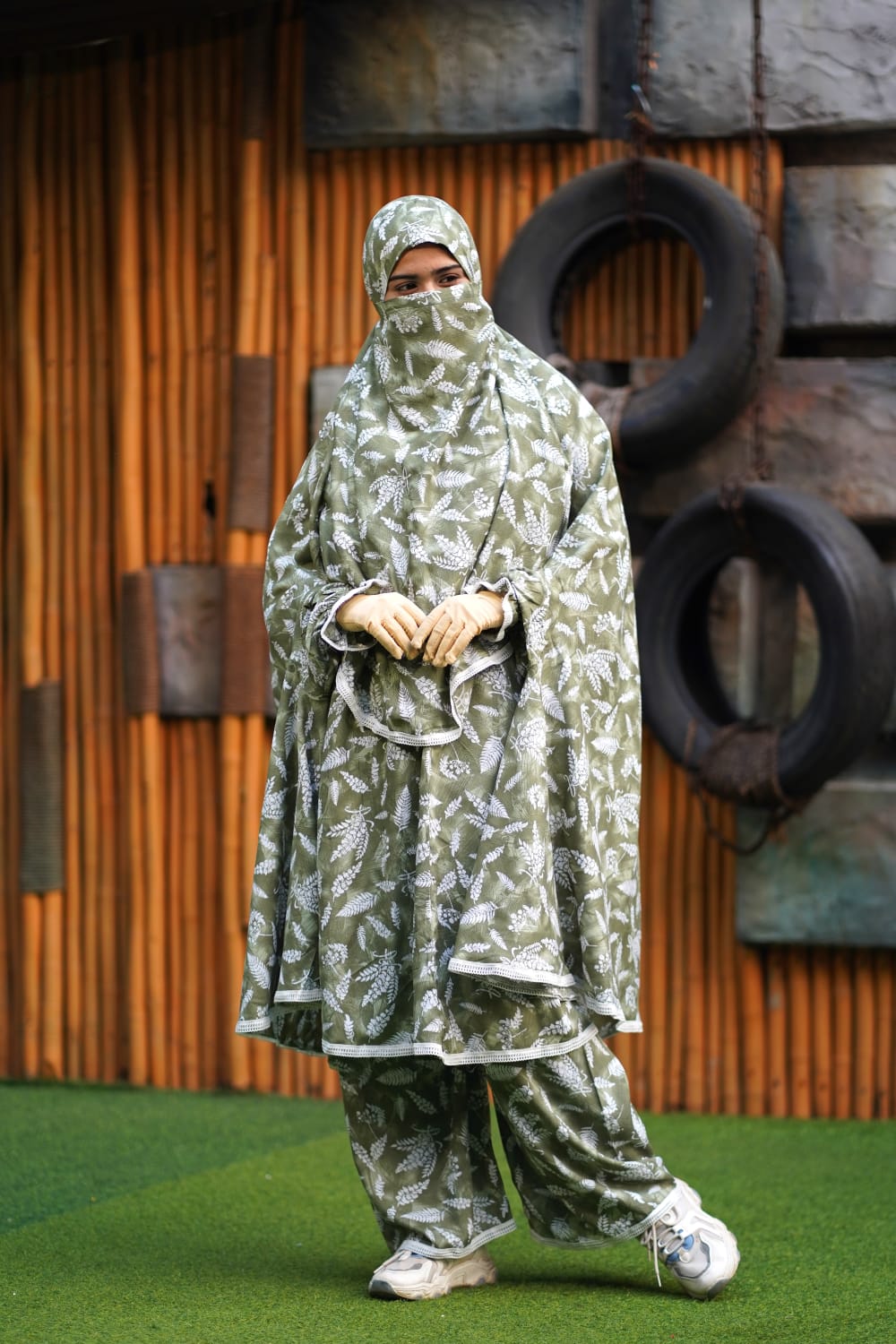 Premium Linen Abaya-Elegant & Comfortable