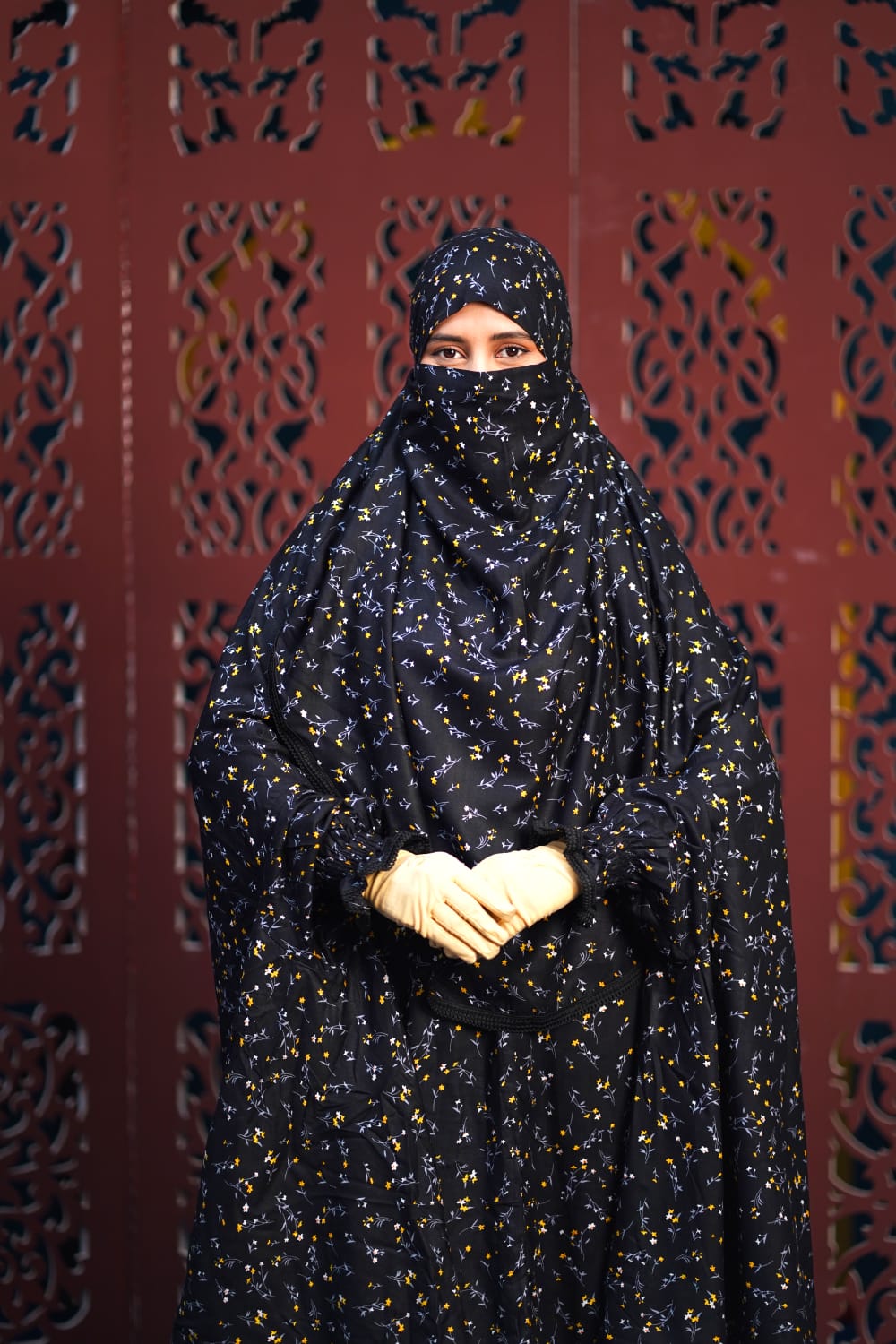 Premium Linen Abaya-Elegant & Comfortable