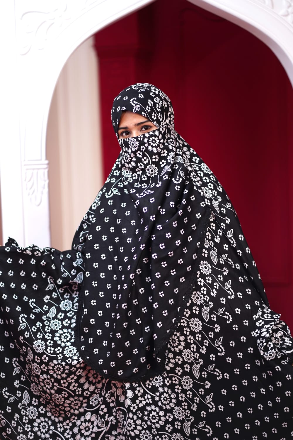 Premium Linen Abaya-Elegant & Comfortable