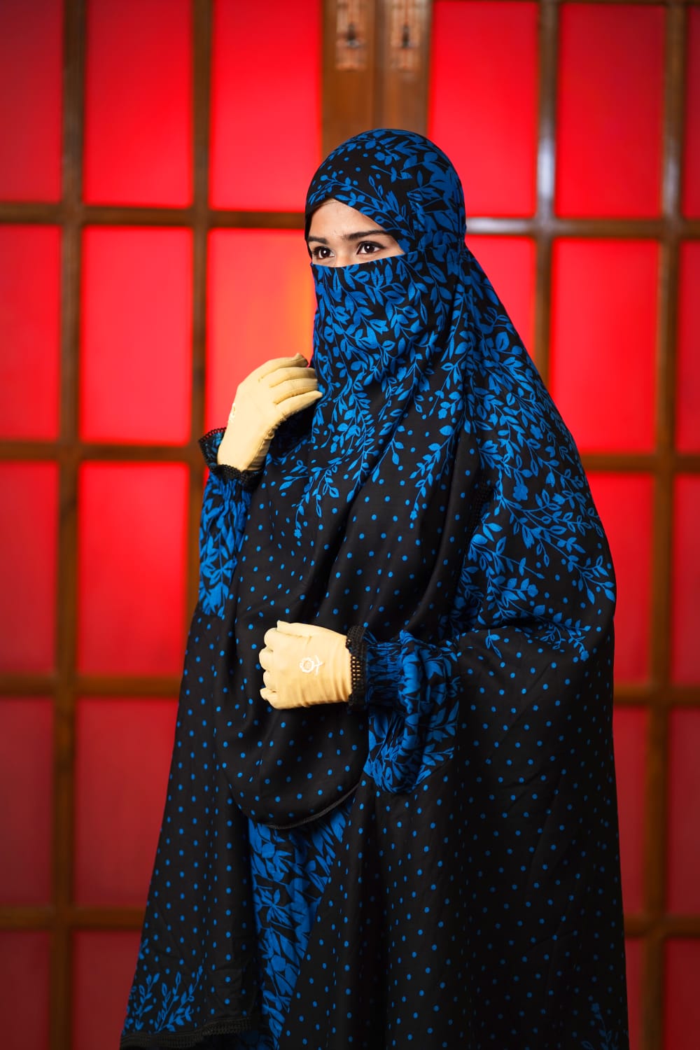 Premium Linen Abaya-Elegant & Comfortable