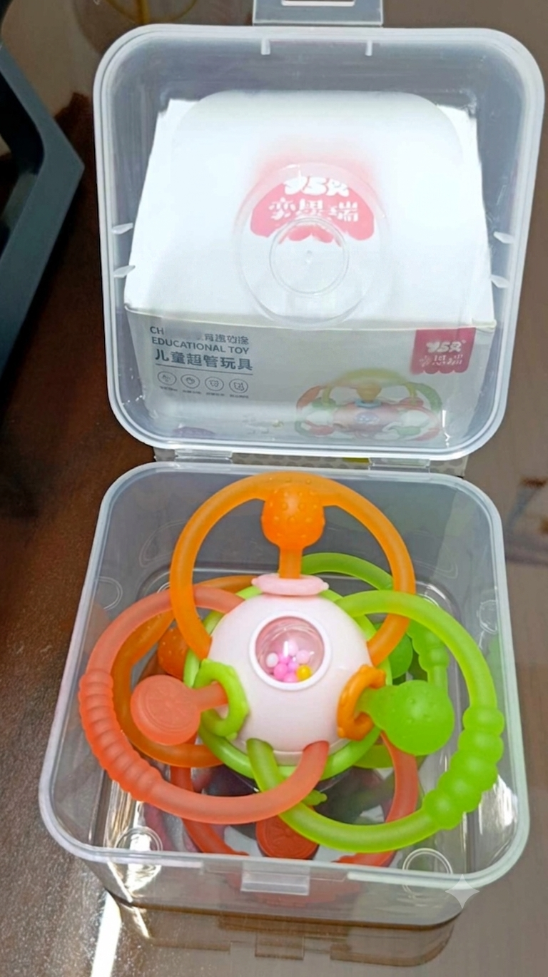 Manhattan Hand-held Ball Baby Toy 0-1 Year Old Puzzle Early Education Baby 3 to 6 Months 4 Molar Silicone Bite_img_11