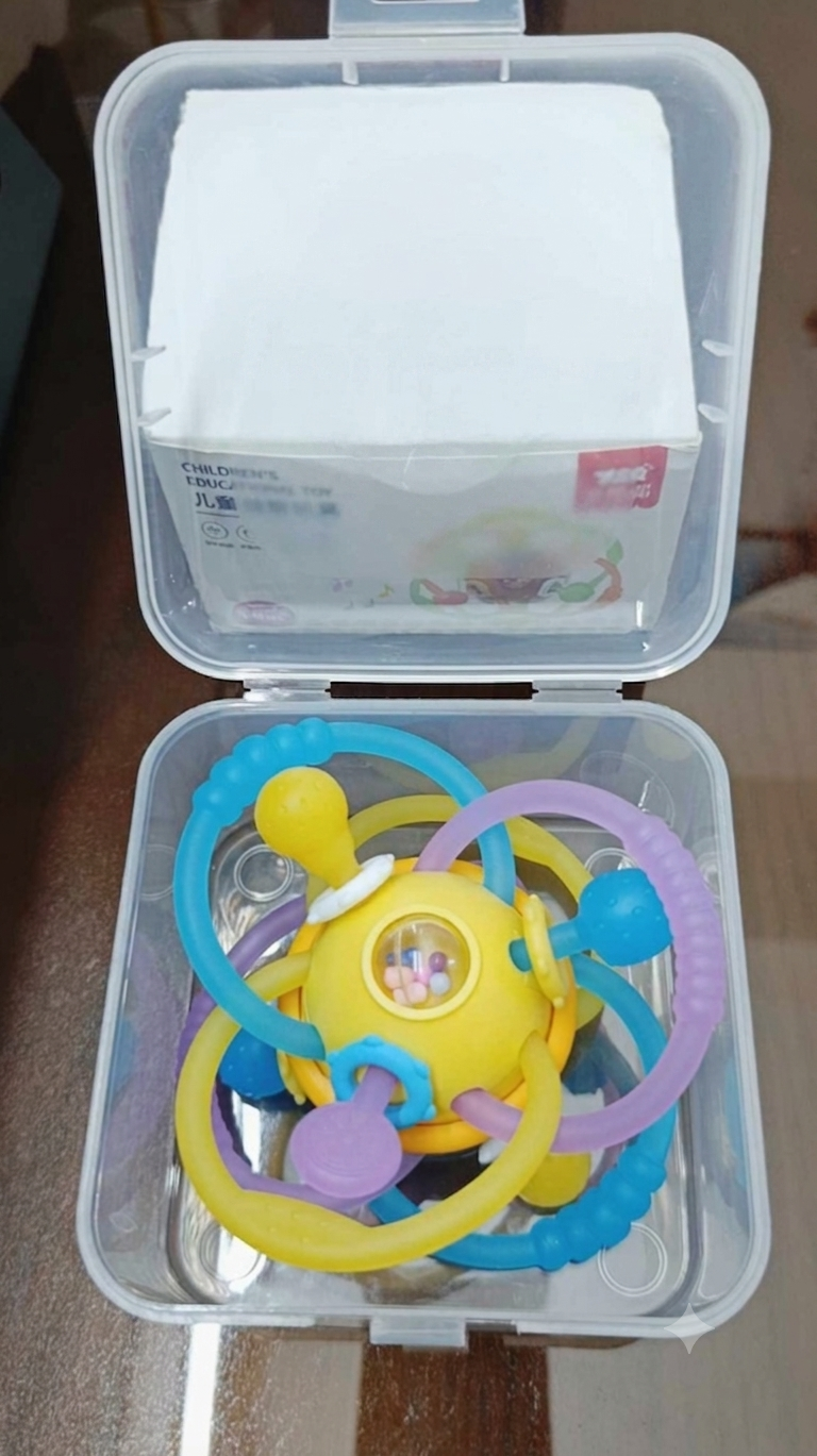 Manhattan Hand-held Ball Baby Toy 0-1 Year Old Puzzle Early Education Baby 3 to 6 Months 4 Molar Silicone Bite_img_10