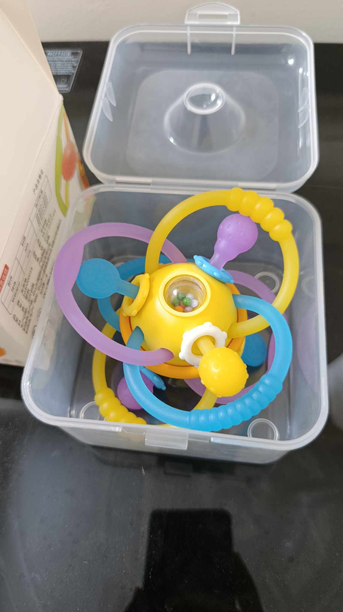 Manhattan Hand-held Ball Baby Toy 0-1 Year Old Puzzle Early Education Baby 3 to 6 Months 4 Molar Silicone Bite_img_8