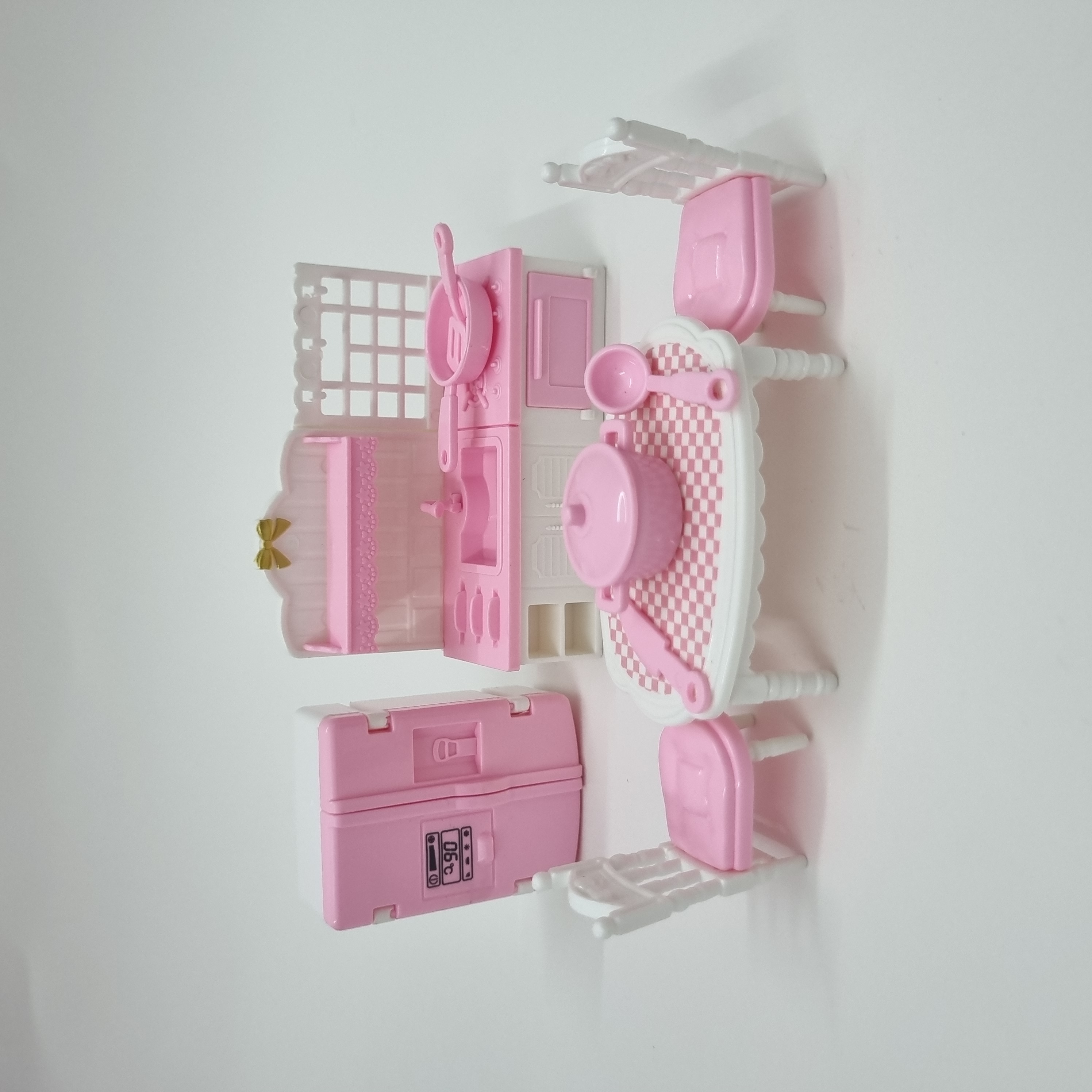 Dollhouse Kitchen Set