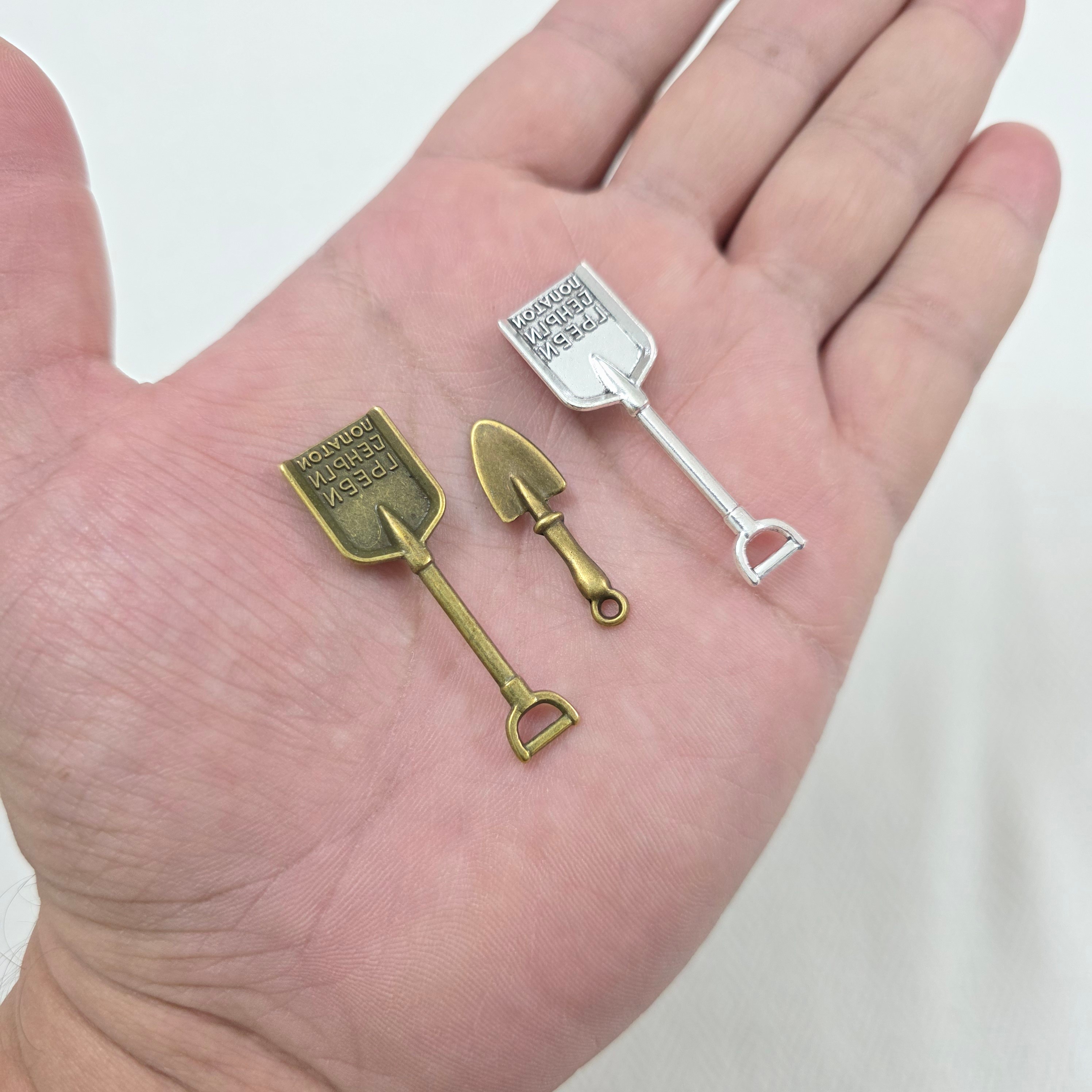 Metal Shovel Set