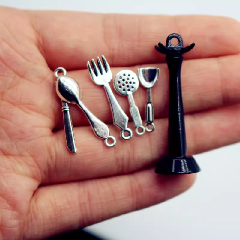Kitchen Spoon Set with Holder