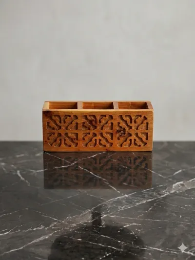 Woodwork Essentials Holder by Ryan Mart_img_0