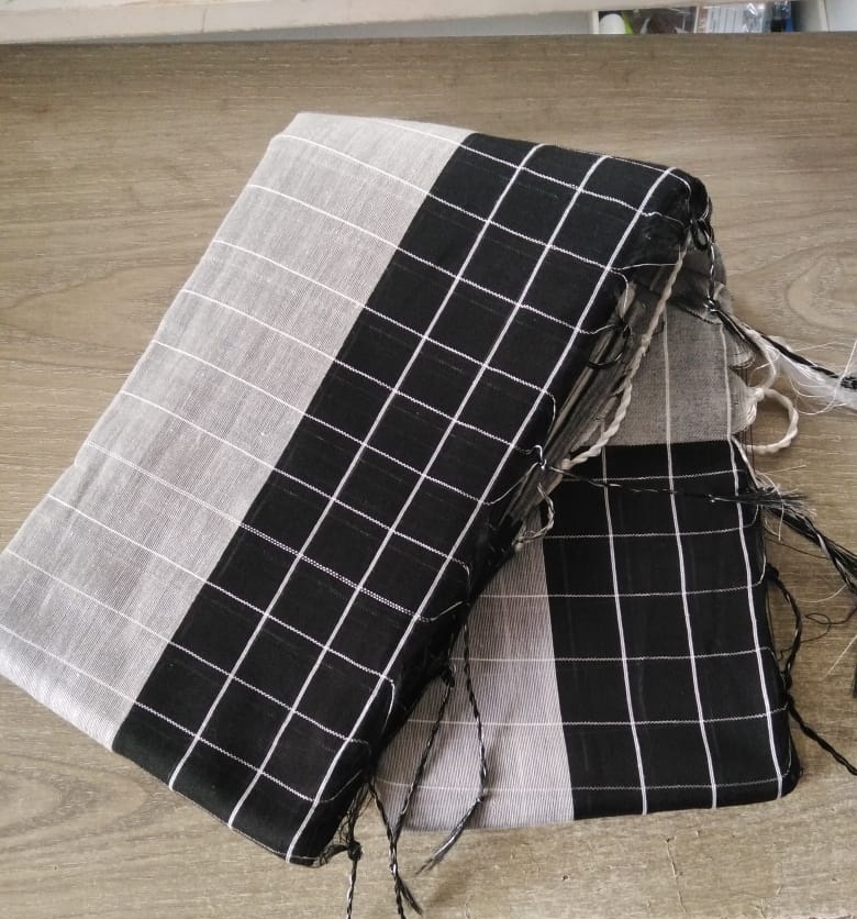 Black & White Halfsilk Saree for Women - Image 2