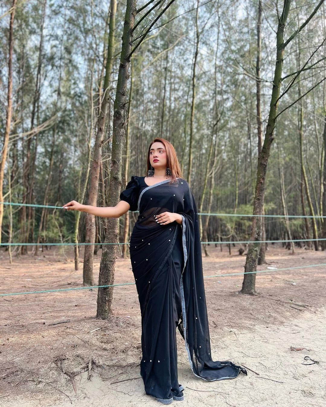 Main materials georgate stone saree - Image 4